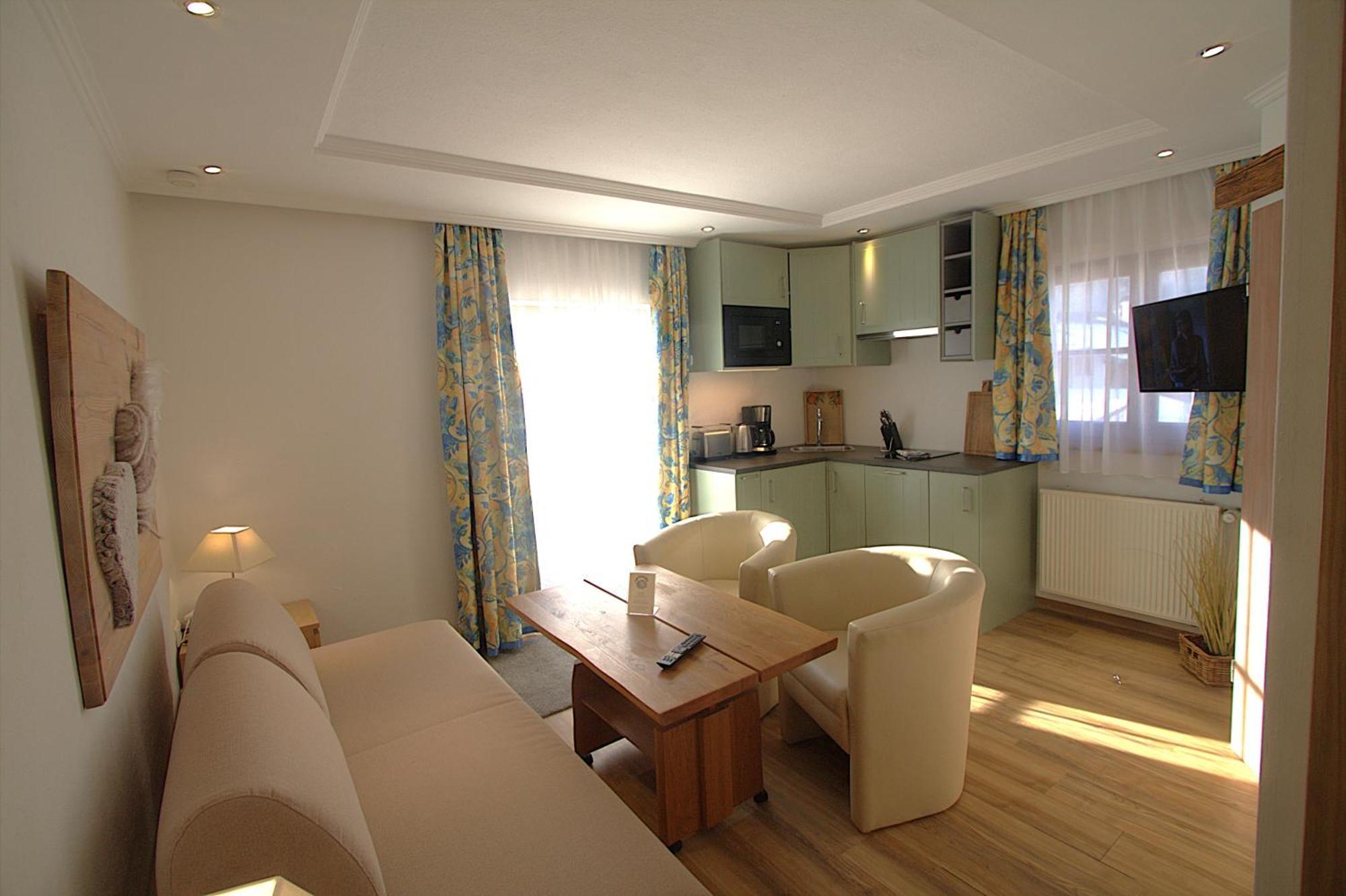 Hotel Haus Sonnenschein Grainau Zewnętrze zdjęcie